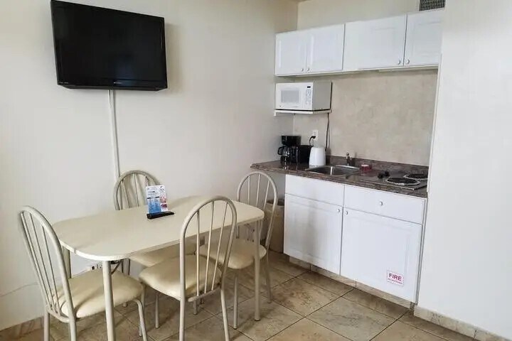 More Photos Of 3400 Atlantic Ave, Wildwood Hotel For Sale