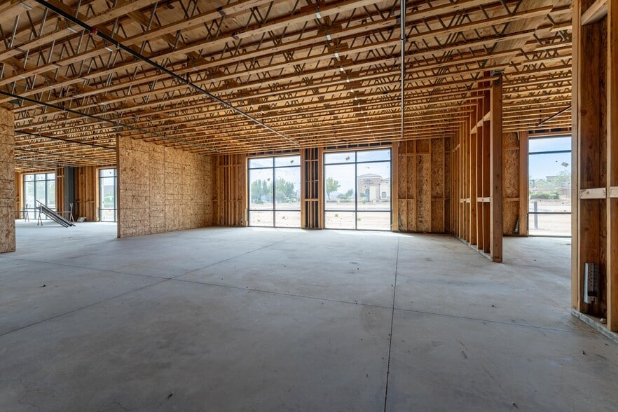 More Photos Of 41255 11th St W, Palmdale Medical For Sale
