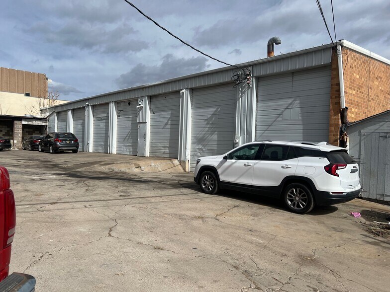 More Photos Of 2101 W Cornell Ave, Englewood Auto Repair For Lease