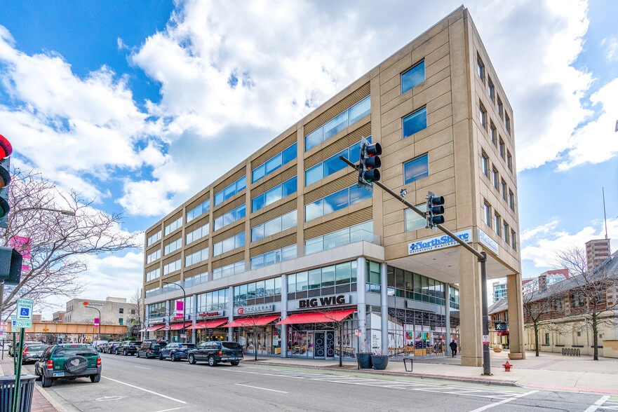 More Photos Of 900-950 Church St, Evanston Storefront For Lease