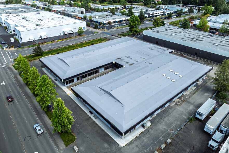 More Photos Of 950 Andover Park E, Tukwila Flex For Lease