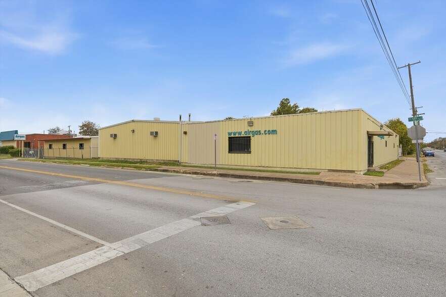 Primary Photo Of 501 11th st, Waco Industrial For Sale