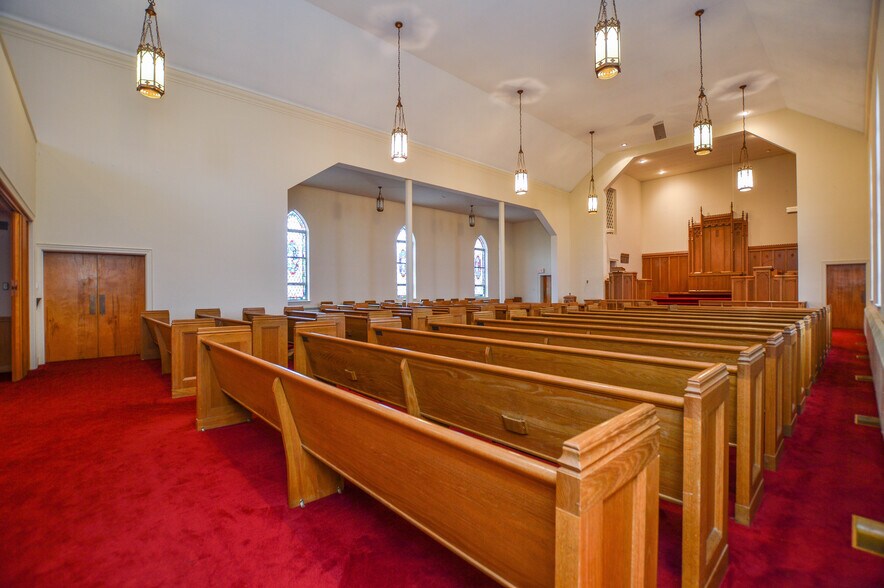 1520 S Scales St, Reidsville, NC 27320 Religious Facility For Sale