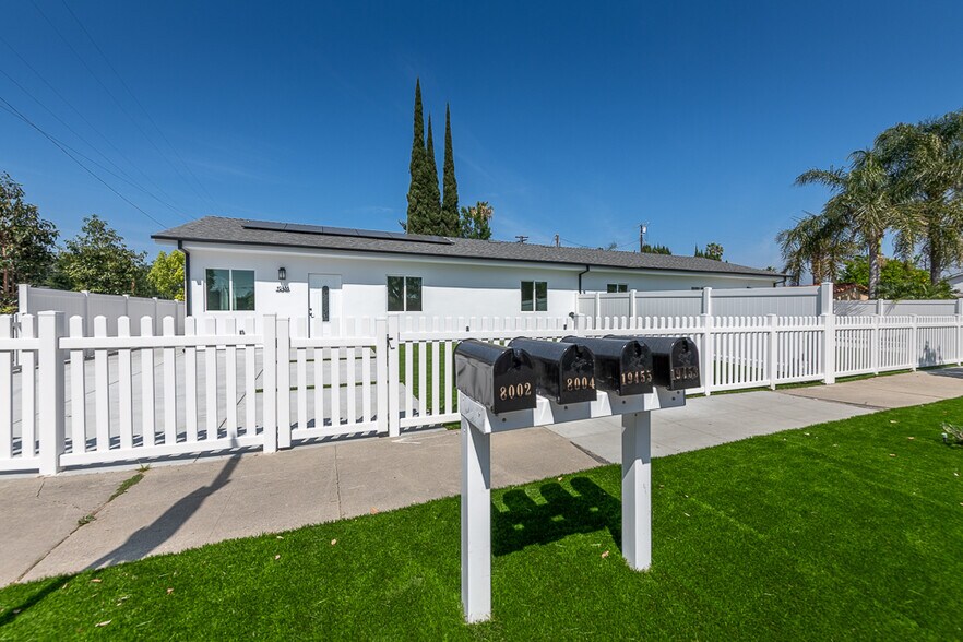 More Photos Of 8004 Shirley Ave, Reseda Multifamily For Sale