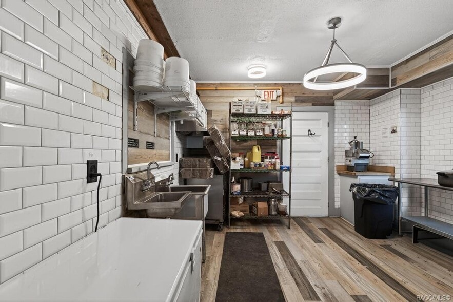 More Photos Of 125 N Main St, Hastings Restaurant For Sale
