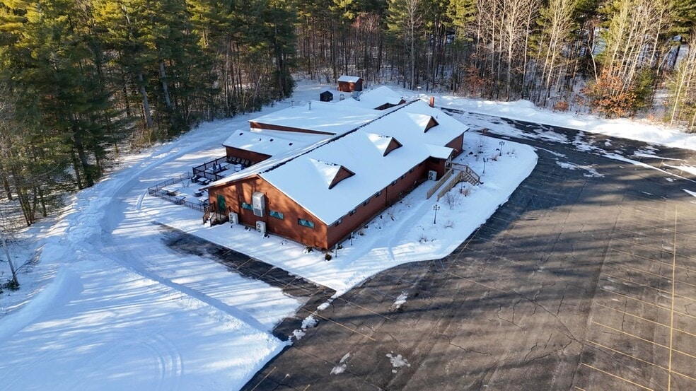 More Photos Of 697 Bear Swamp Rd, Peru General Retail For Sale