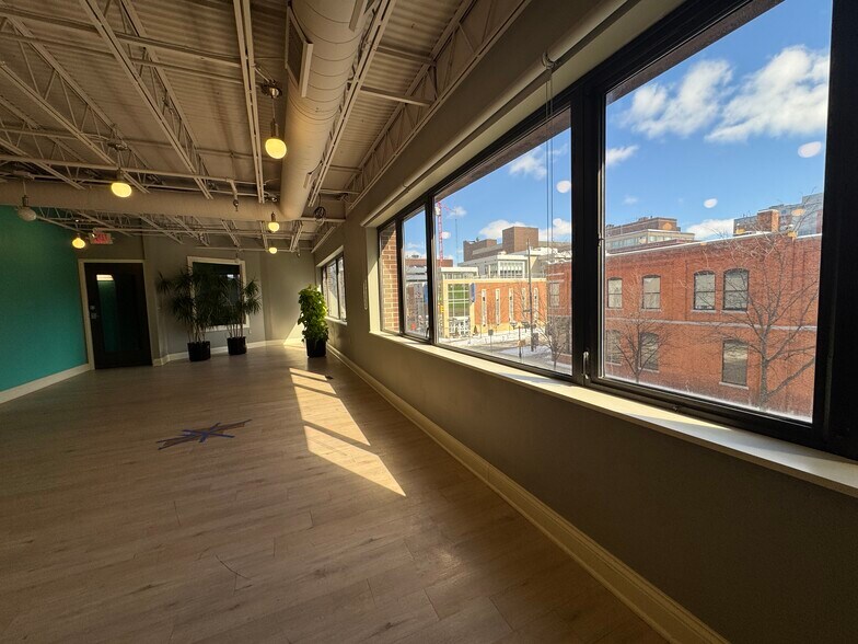 More Photos Of 206 S 5th Ave, Ann Arbor Office For Lease