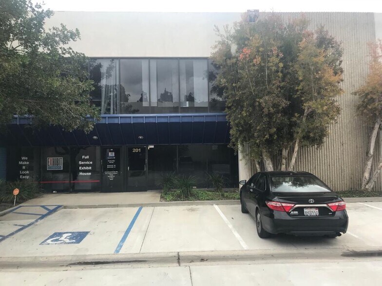 More Photos Of 412 Calle San Pablo, Camarillo Manufacturing For Lease