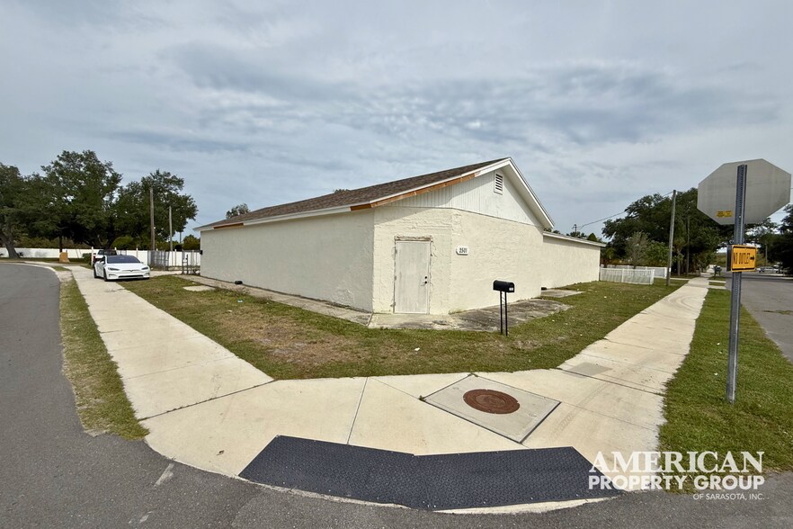 More Photos Of 2501 1st Ave E, Palmetto Warehouse For Sale