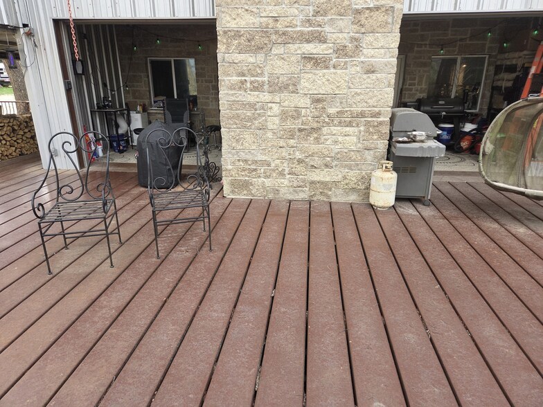 Primary Photo Of 3323 Hoffpauer Way, Sanger Office For Sale