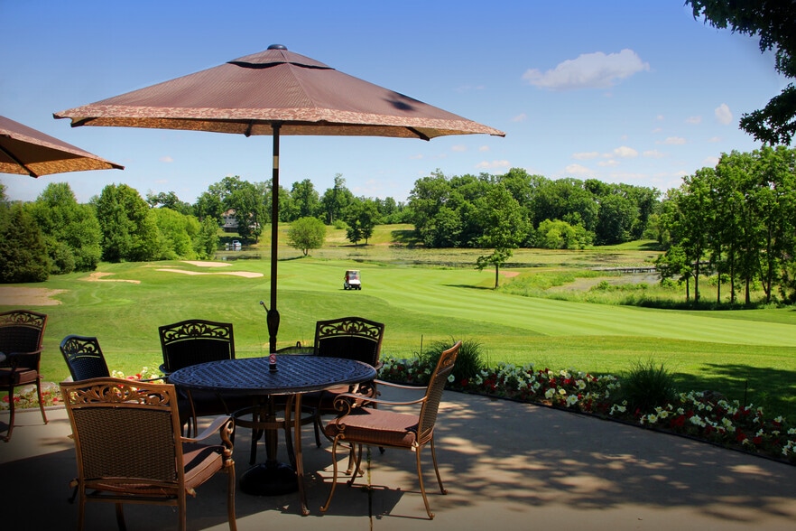 More Photos Of 61809 Stonegate Dr, Centreville Golf Course Driving Range For Sale