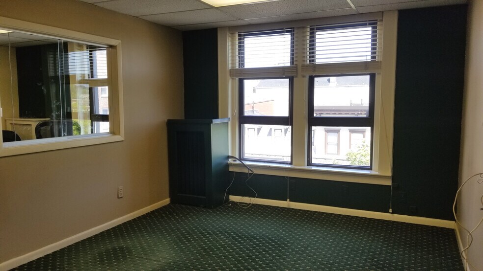 More Photos Of 57 Union Pl, Summit Office For Lease