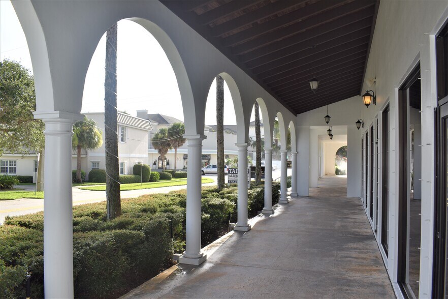 More Photos Of 2855 Ocean Dr, Vero Beach General Retail For Sale