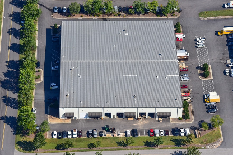 More Photos Of 3201 Wellington Ct, Raleigh Warehouse For Lease