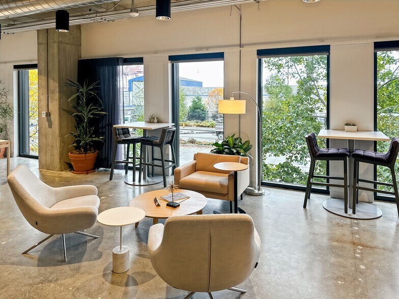 More Photos Of 450 Alaskan Way S, Seattle Coworking Space