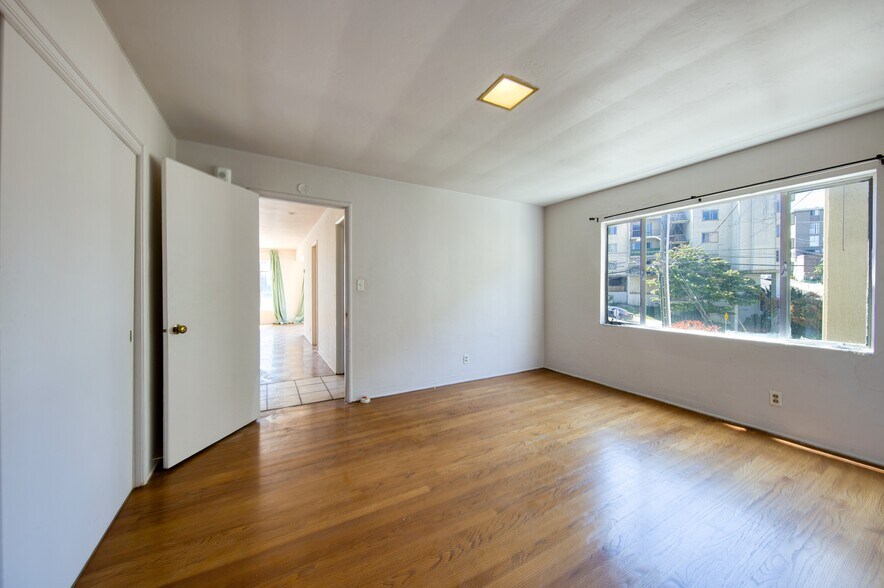 More Photos Of 410 Merritt Ave, Oakland Apartments For Sale