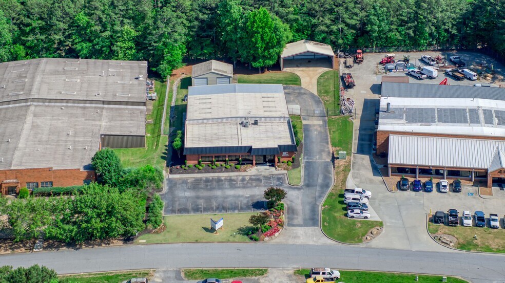 More Photos Of 5350 Webb Pky, Lilburn Flex For Sale