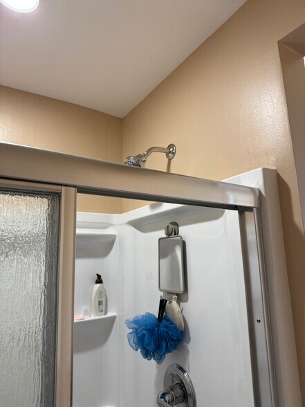 More Photos Of 4881 Pittsburgh Rd, Harrisville Light Distribution For Sale