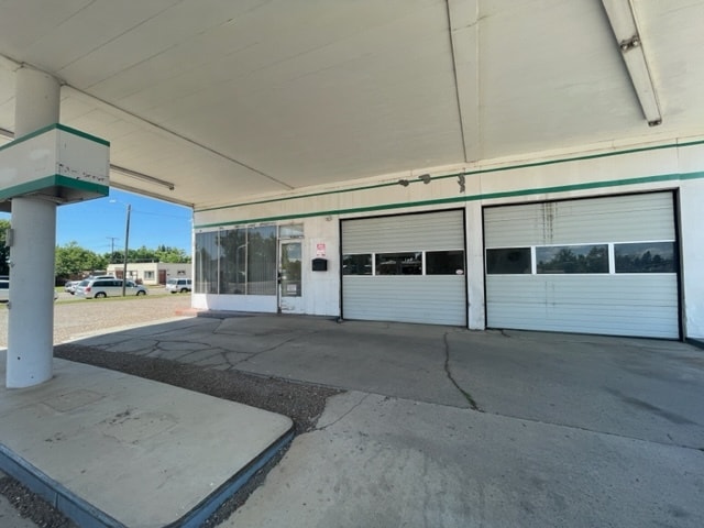 More Photos Of 3701 2nd Ave N, Great Falls Auto Repair For Sale