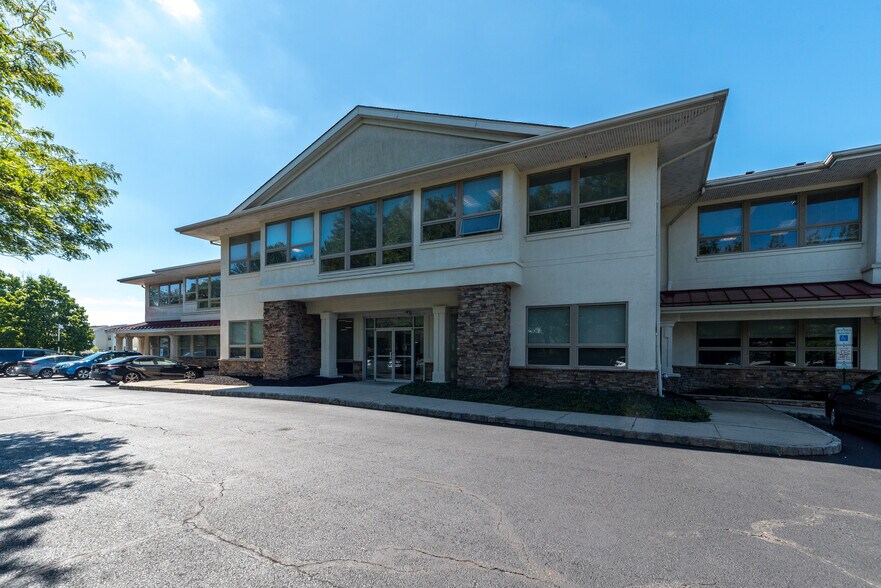 More Photos Of 1243 Easton Rd, Warrington Unknown For Lease