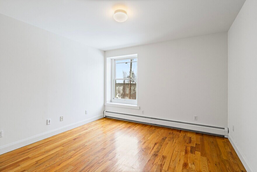 More Photos Of 98 S Main St, Castleton On Hudson Multifamily For Sale