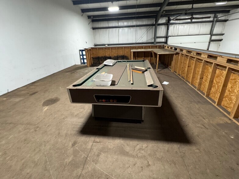 More Photos Of 841 Route 32, North Franklin Light Distribution For Lease