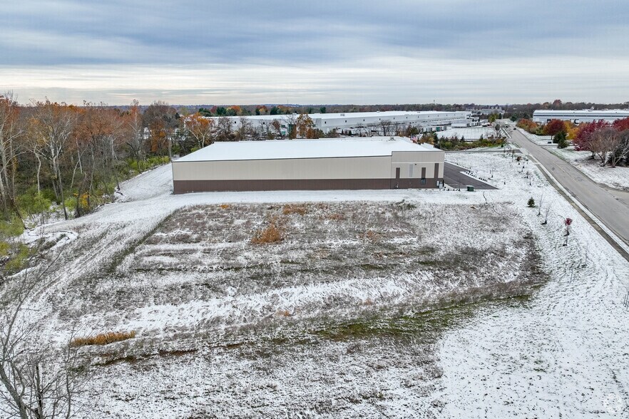 More Photos Of 2105 Gateway Blvd, Hebron Warehouse For Sale