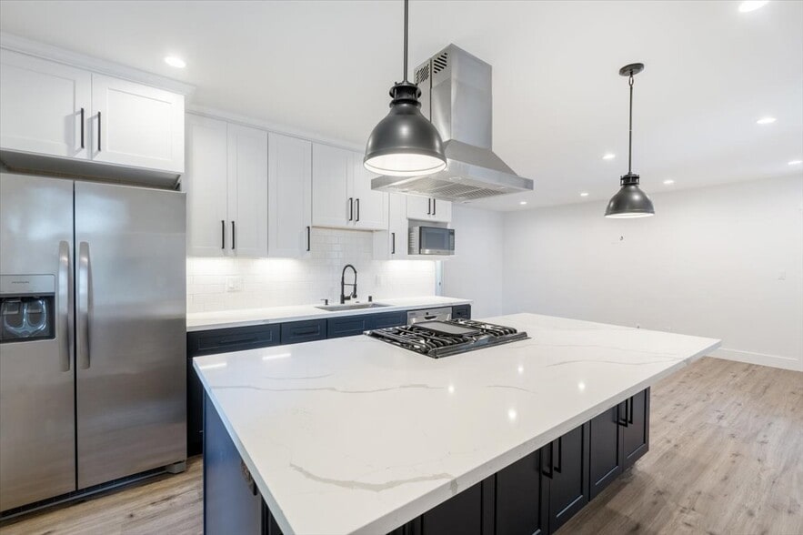 More Photos Of 2420 Grant Ave, Redondo Beach Apartments For Sale