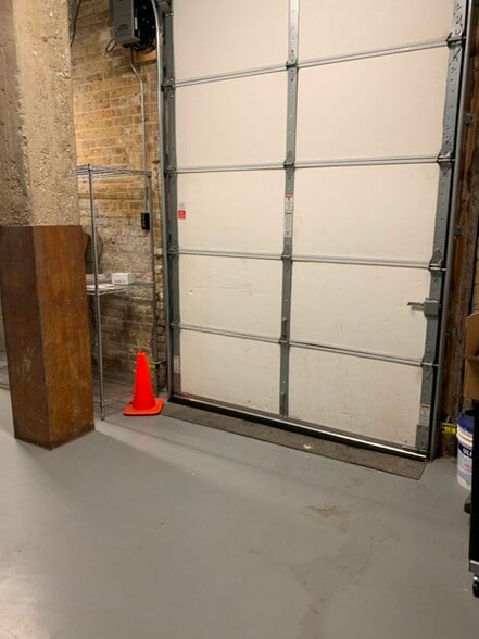 More Photos Of 1500 W Carroll Ave, Chicago Loft Creative Space For Lease