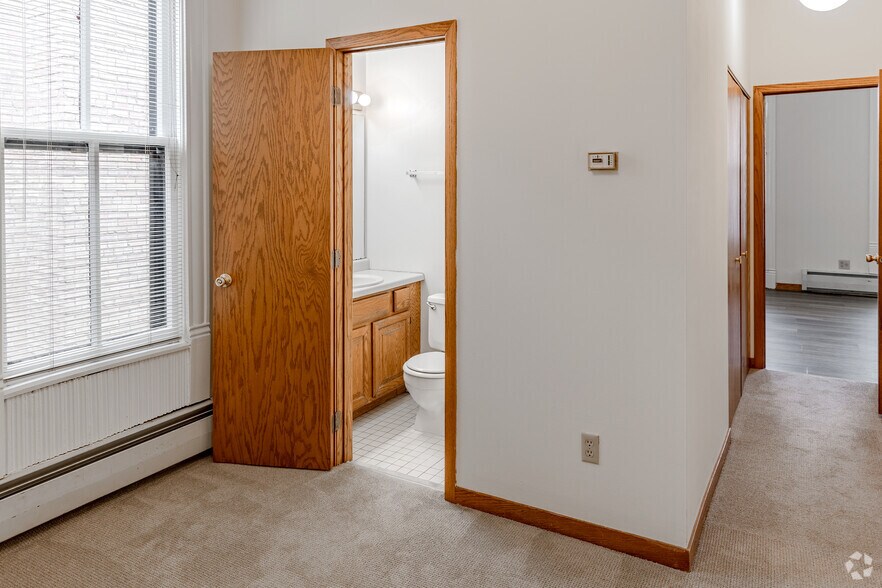 More Photos Of 1009 Park Ave, Minneapolis Apartments For Sale