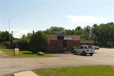 More Photos Of 485 Sunset Dr, Hamburg Office For Lease