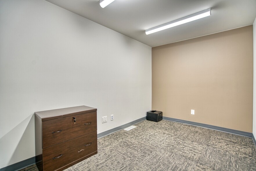 More Photos Of 8389 Cherokee St, Denver Freestanding For Sale