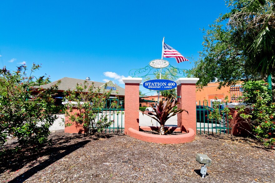 More Photos Of 1503 4th St, Sarasota Restaurant For Lease