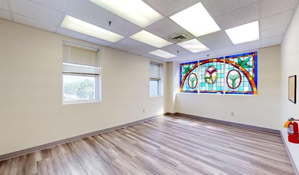 More Photos Of 15-01 Broadway, Fair Lawn Medical For Sale