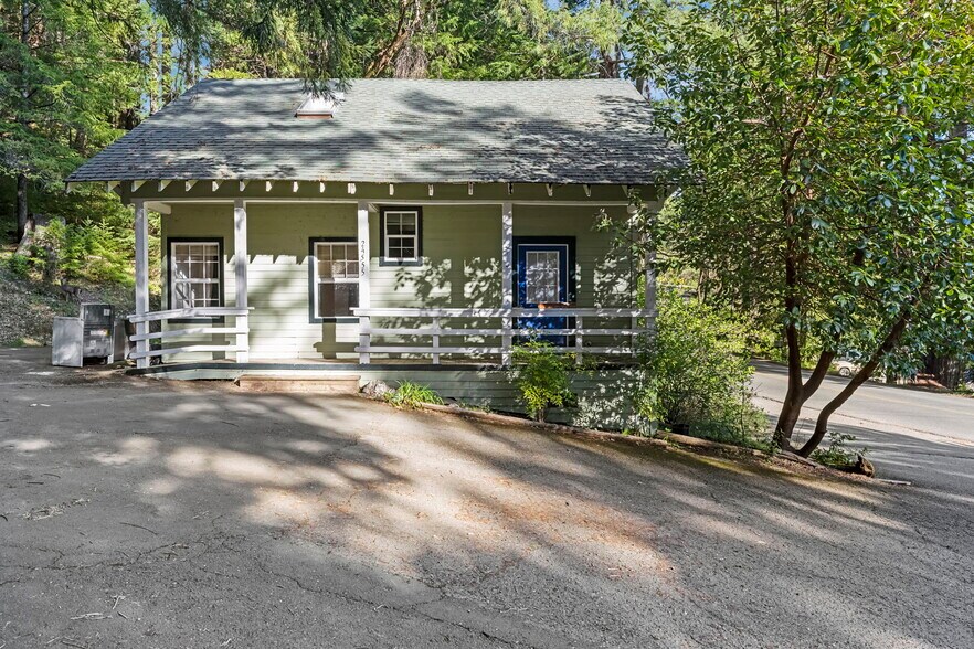 More Photos Of , Willits Unknown For Sale