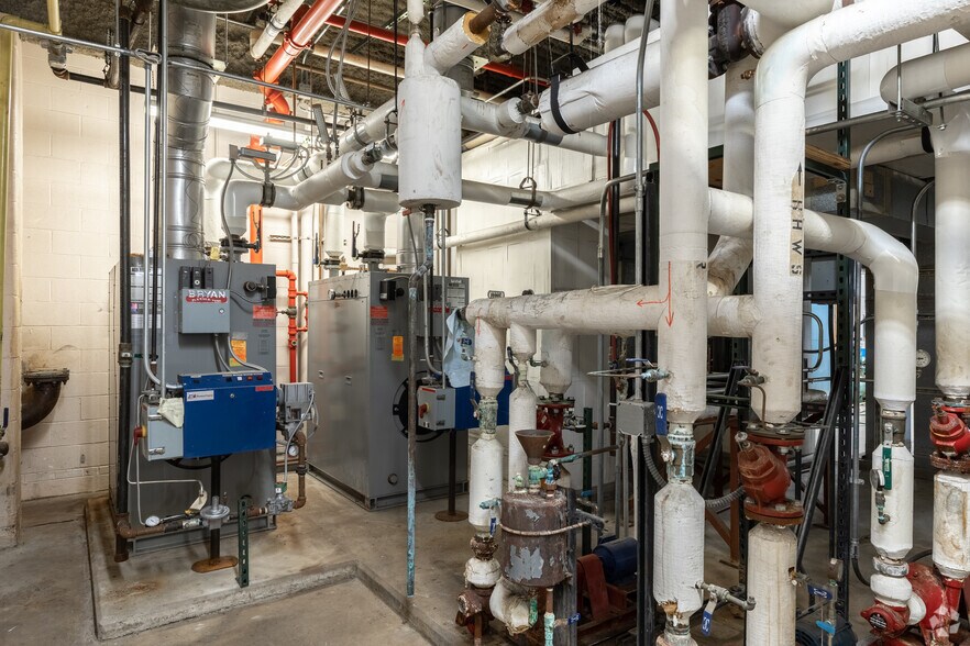 More Photos Of 480 Vantage Pt, Miamisburg Medical For Lease