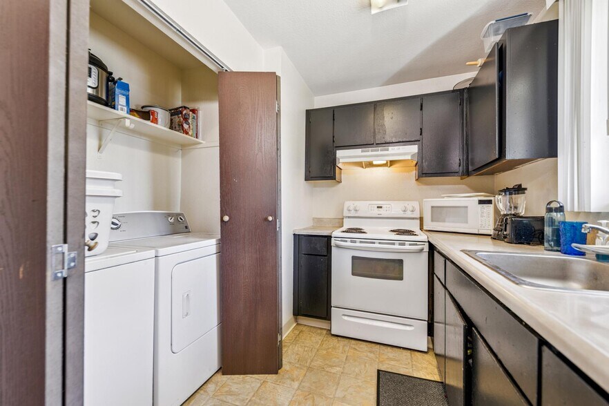 More Photos Of , Reno Multifamily For Sale