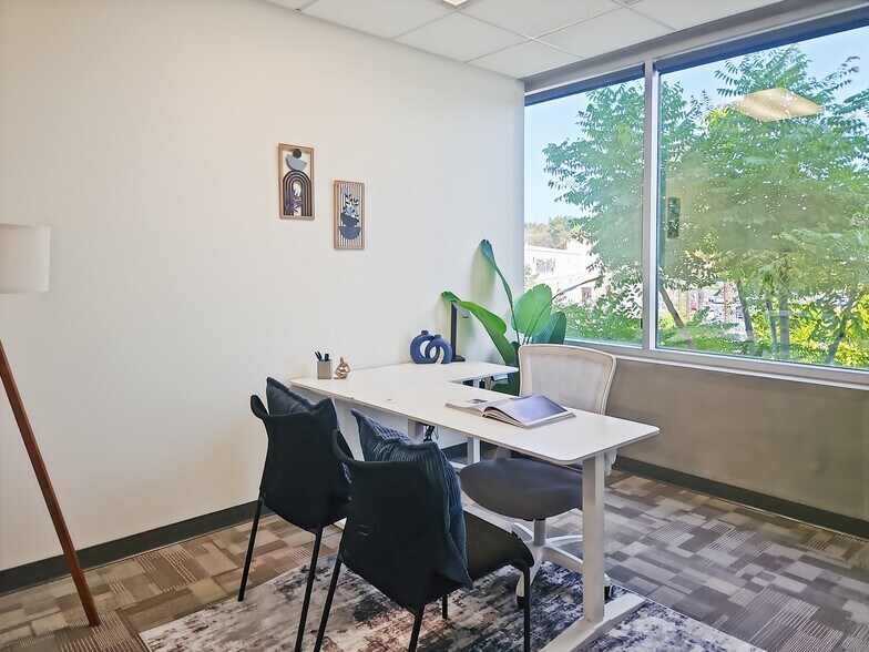 More Photos Of 21 Rancho Camino Dr, Pomona Coworking Space