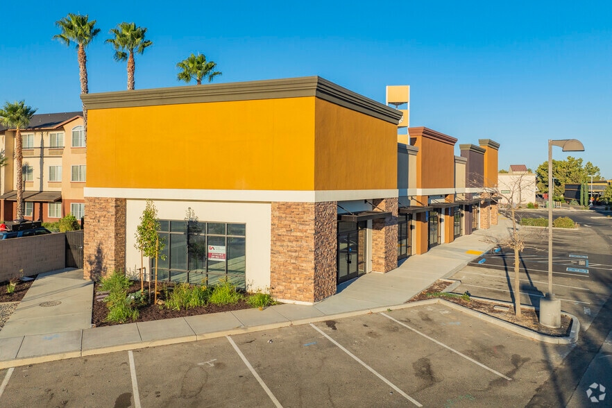 More Photos Of 165 Commerce Ave, Manteca General Retail For Lease