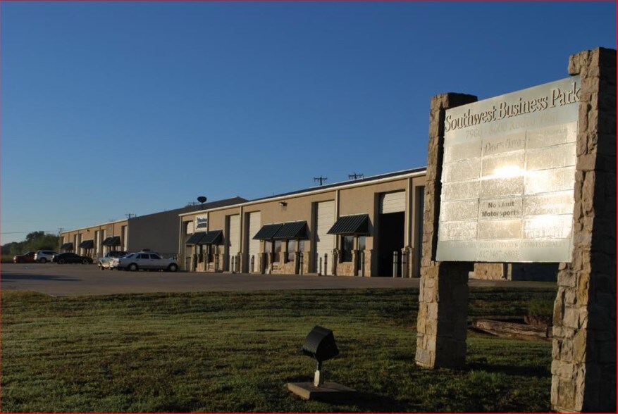 More Photos Of 7940 Rodeo Trl, Mansfield Unknown For Lease