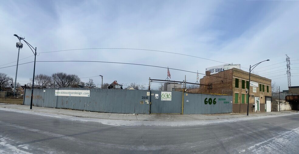 More Photos Of 2616 W Van Buren St, Chicago Warehouse For Lease