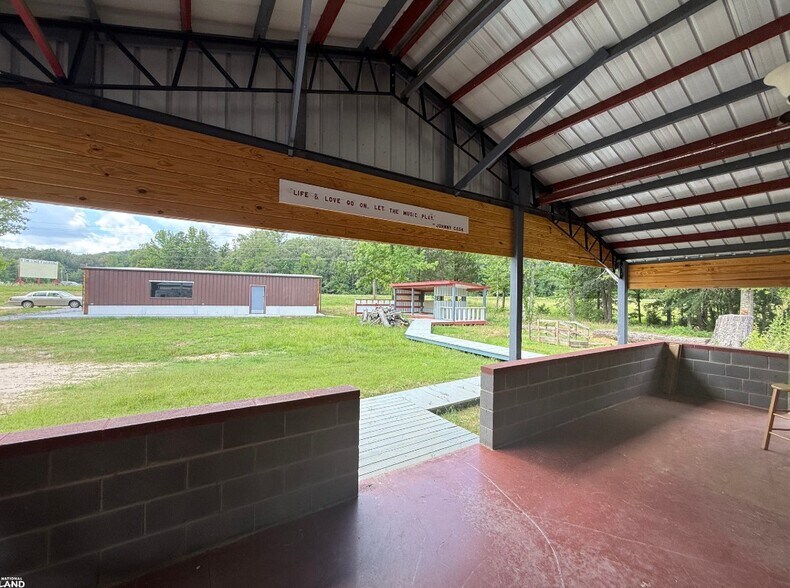 More Photos Of 1050 Duncan Ln, Leighton Specialty For Sale