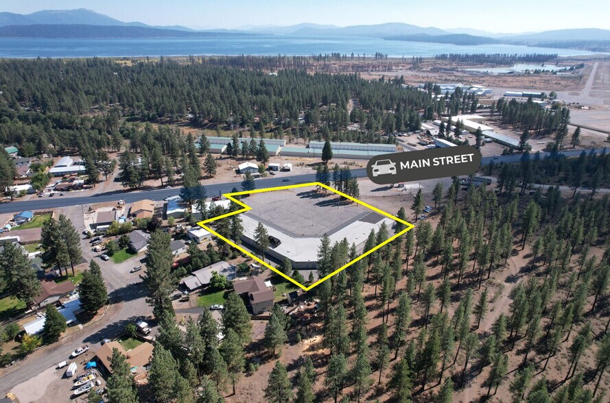 More Photos Of 690 Main St, Chester General Retail For Sale