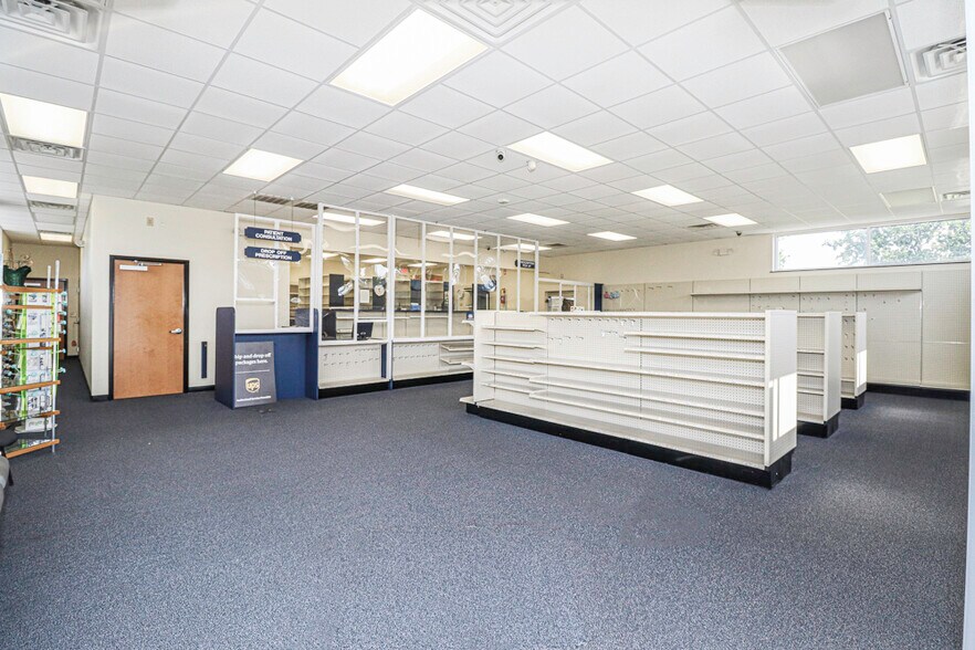 More Photos Of 112 Hospital Dr, Tarboro Drugstore For Sale