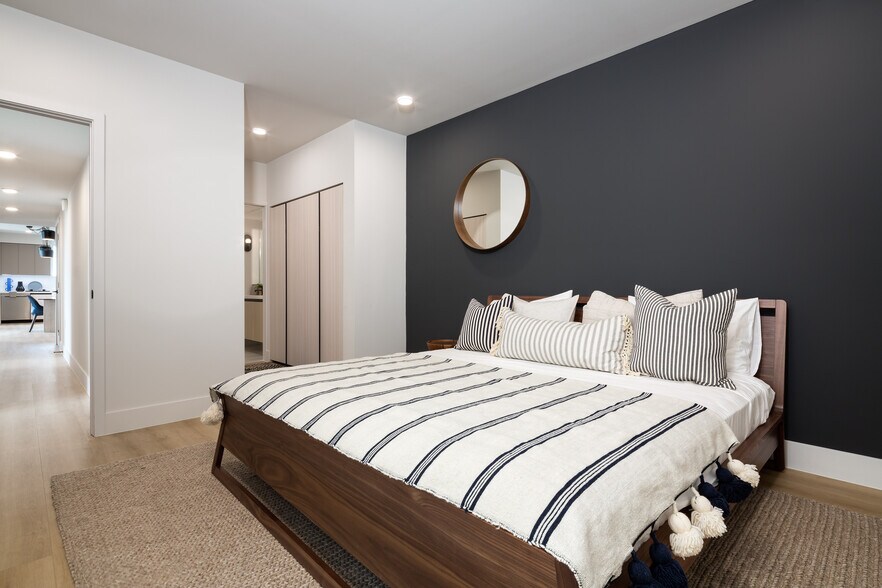 More Photos Of 3675 Dunn Dr, Los Angeles Apartments For Sale