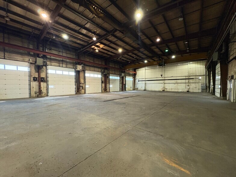 More Photos Of 3201 84th Ave NW, Strathcona County Manufacturing For Lease