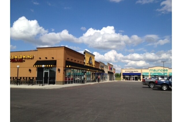 More Photos Of 3900 Lexington Rd, Logansport Storefront For Sale