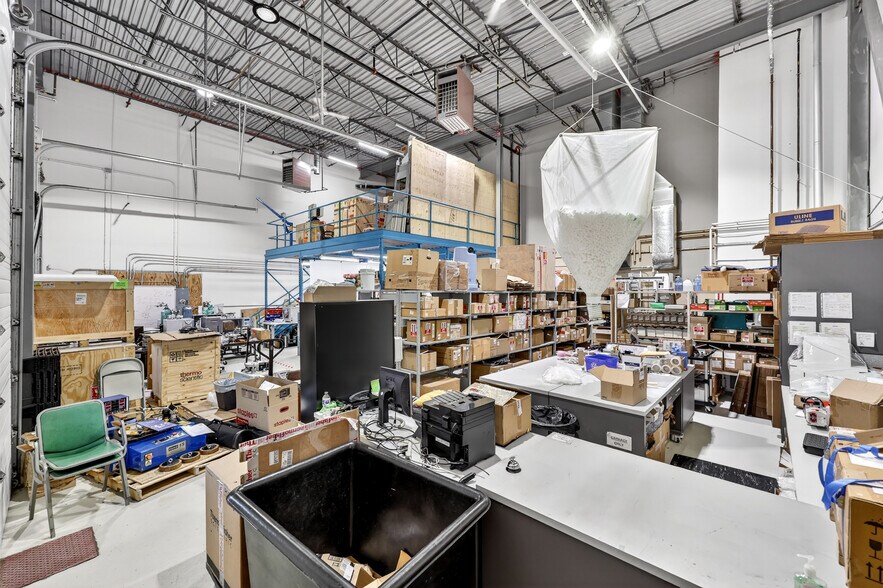 More Photos Of 5700 1st St SW, Calgary Warehouse For Sale