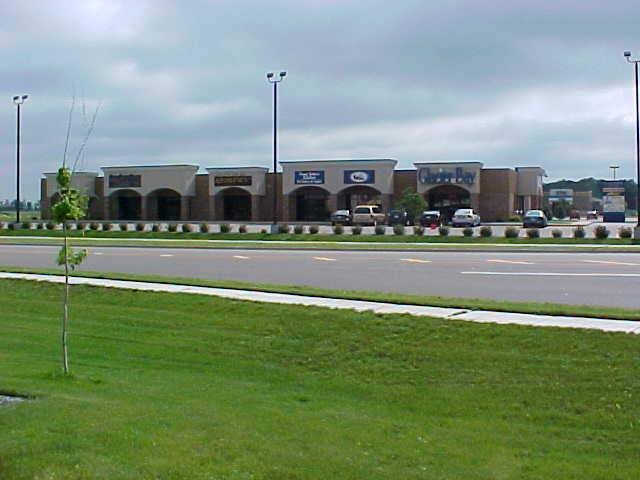 Primary Photo Of 5725 Windy Dr, Stevens Point Storefront For Sale