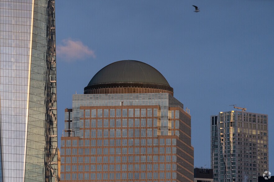 More Photos Of 225 Liberty St, New York Office For Sale